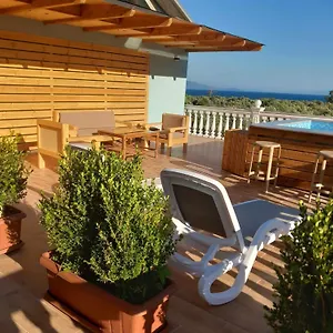 Irini's , Qeparo Albania